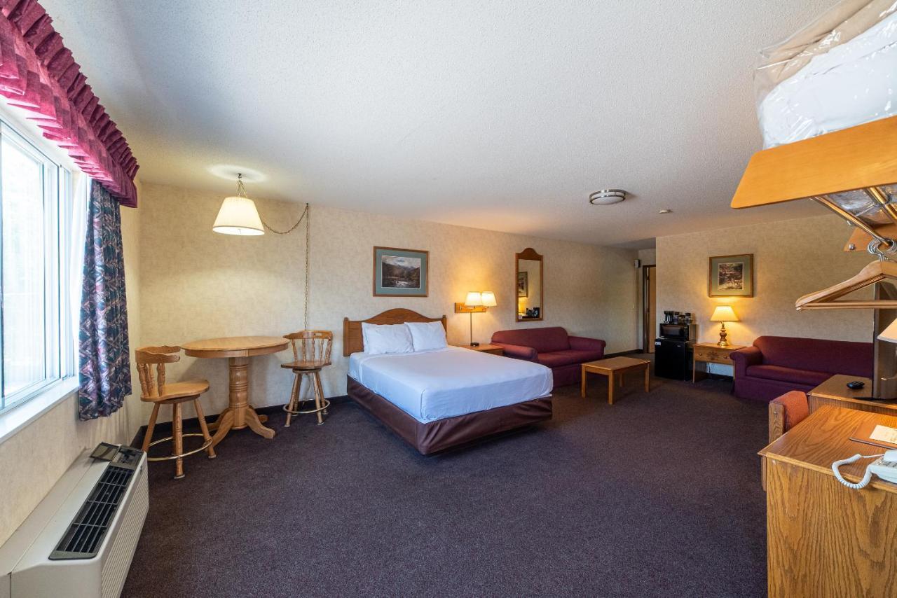 Willabee'S Motel Brimley Екстер'єр фото
